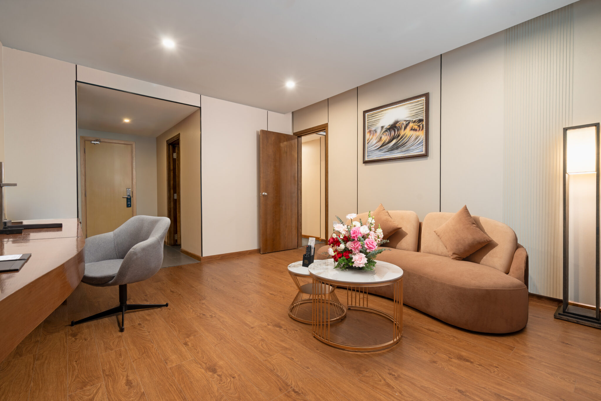 Suite - Living in