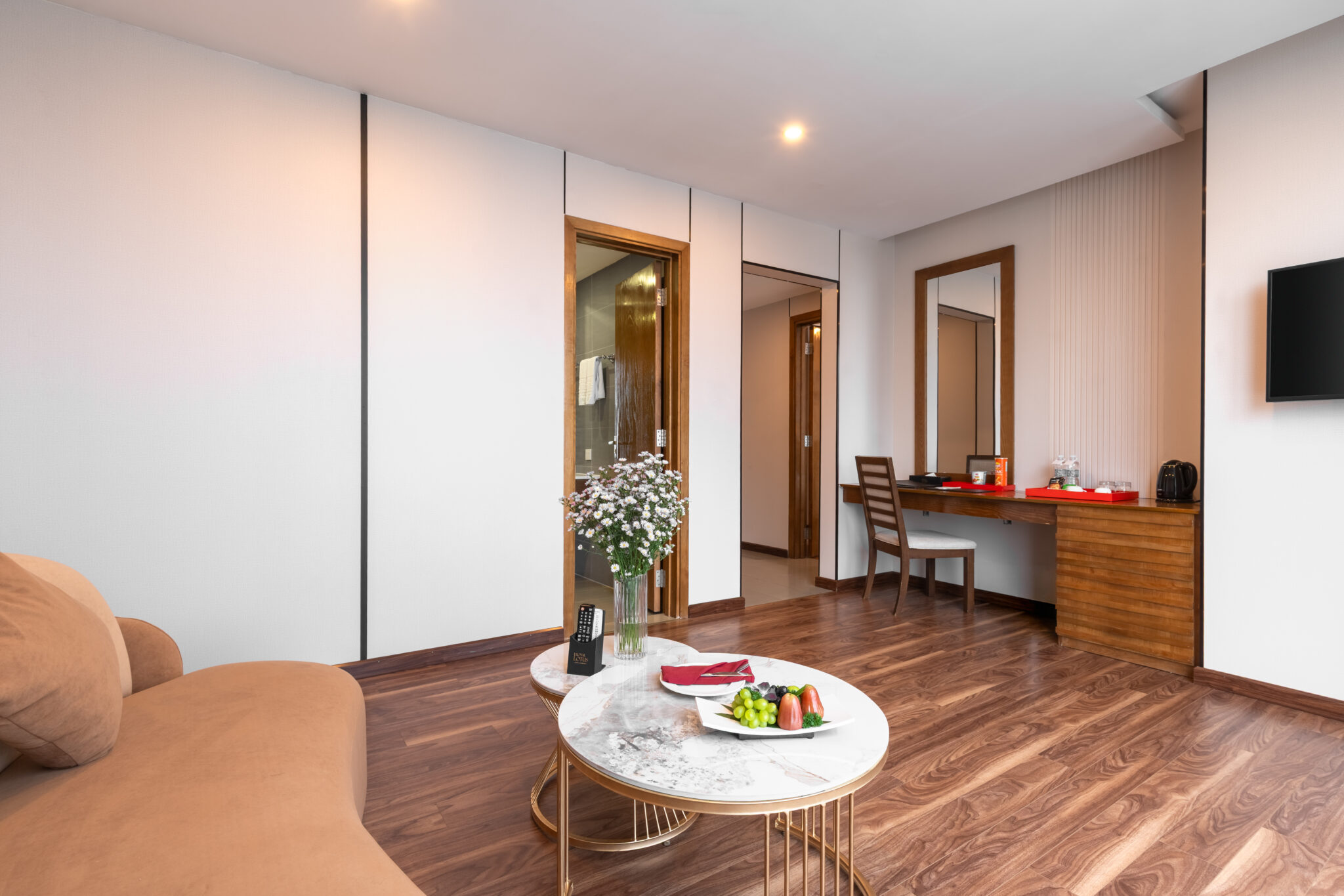 Suite - living room in